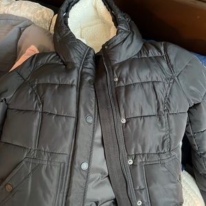 Women’s American Eagle puffer jacket